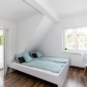 White Rooms Rentyear Apartments Gdańsk